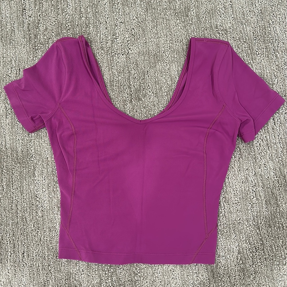 lululemon athletica Short Sleeve Scoop Neck Top in Magenta